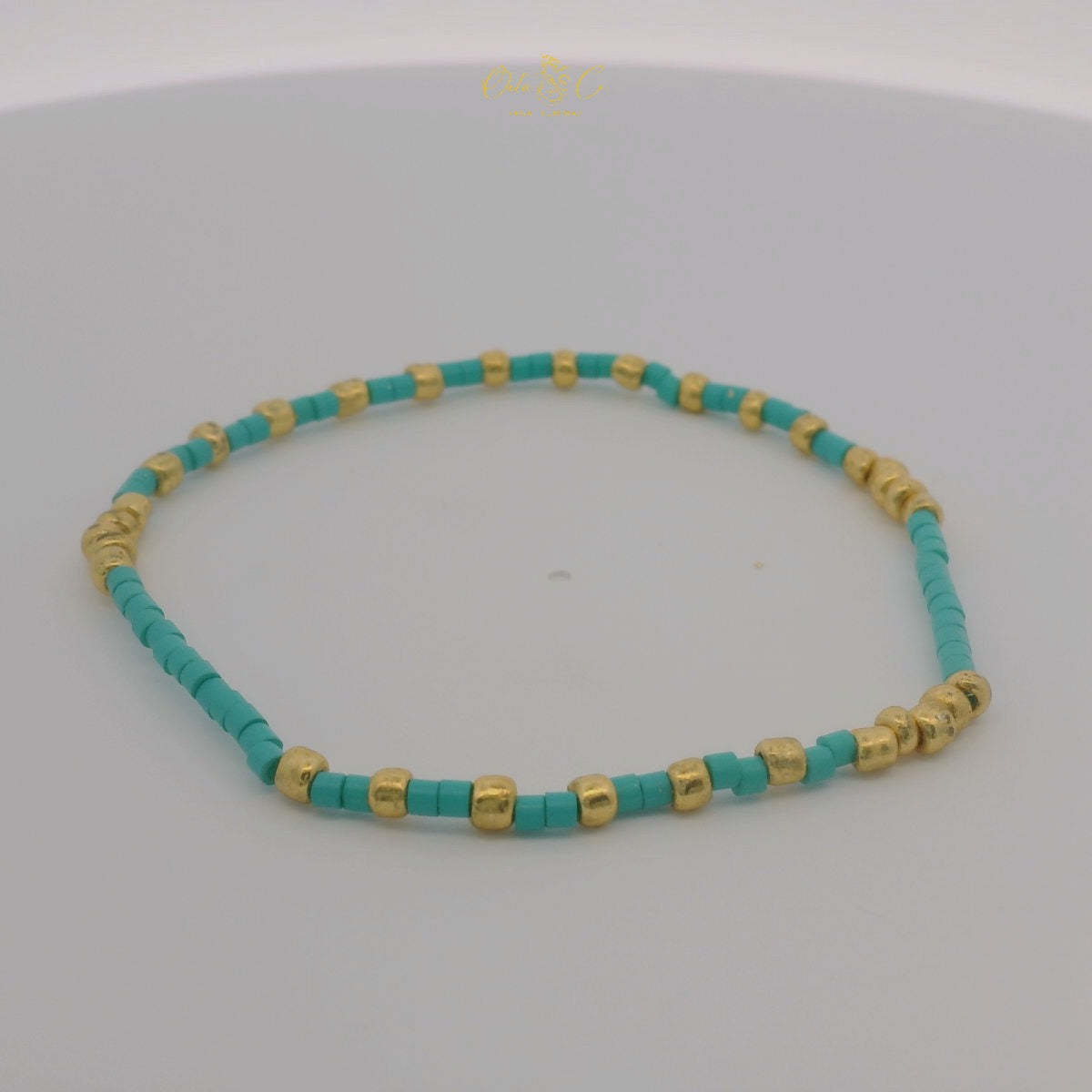 Elegant Turquoise and Gold Bracelet