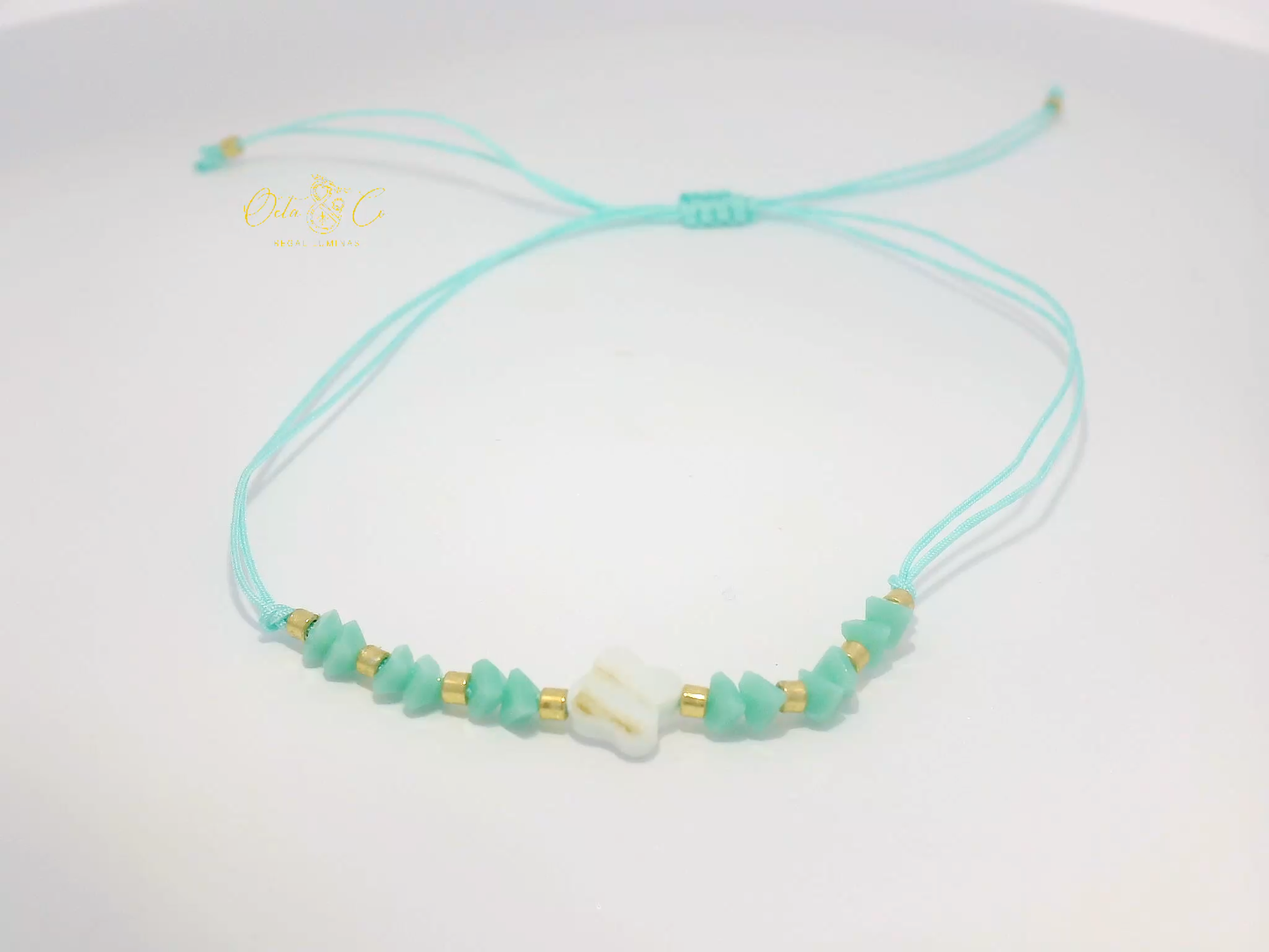 Charming Aqua Beaded Bracelet